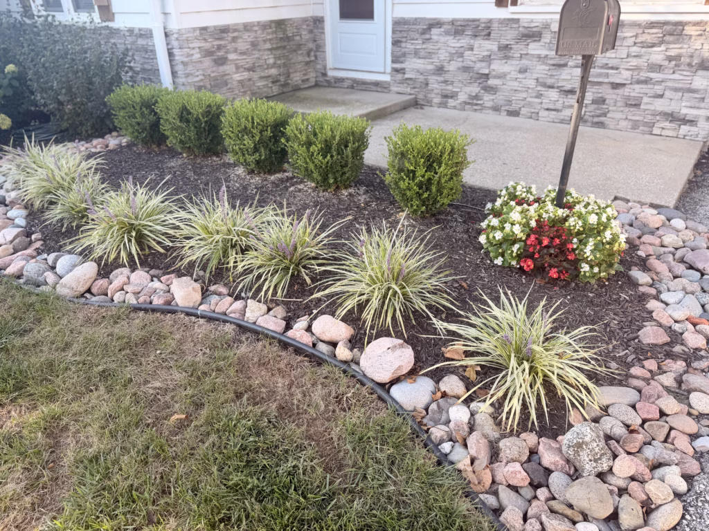 patio-pavers-walkways-sidewalks-hardscaping